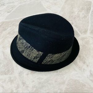 NWOT CJ black men’s Fedora green striped band hat size one size